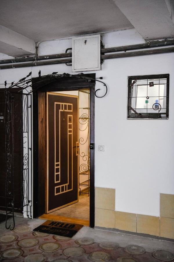Studio5, Sa Parkingom, Centar Obrenovca Ομπρένοβατς Εξωτερικό φωτογραφία