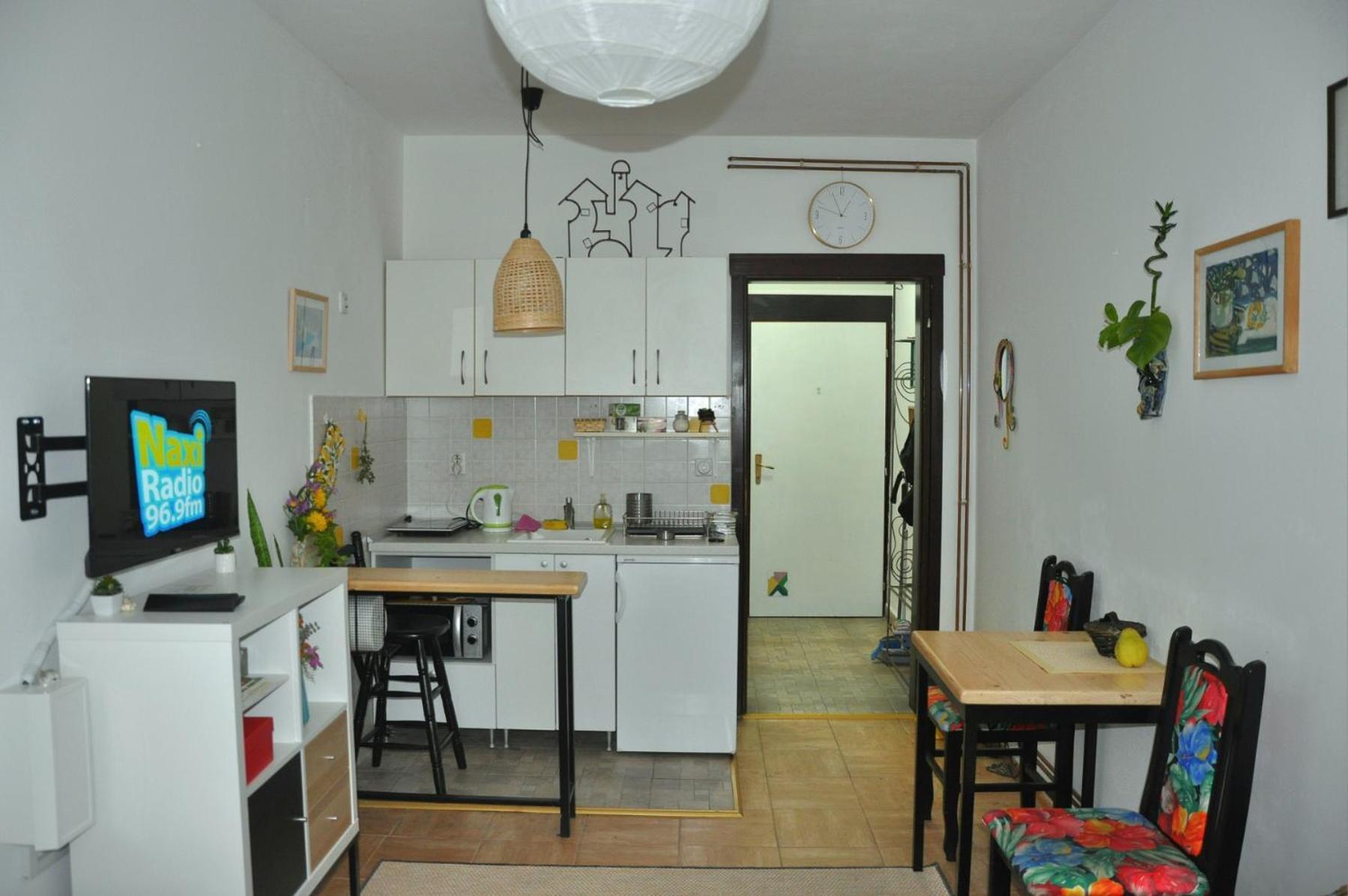 Studio5, Sa Parkingom, Centar Obrenovca Ομπρένοβατς Εξωτερικό φωτογραφία