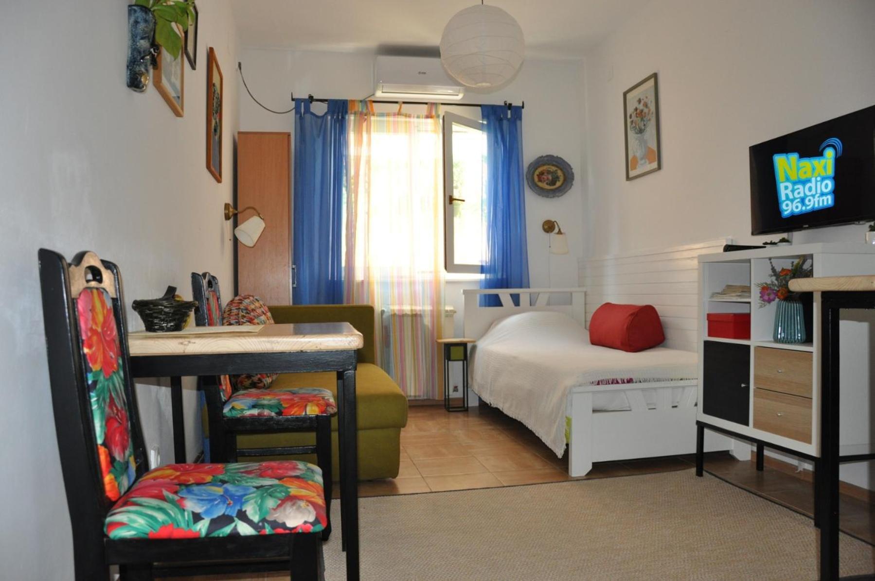 Studio5, Sa Parkingom, Centar Obrenovca Ομπρένοβατς Εξωτερικό φωτογραφία
